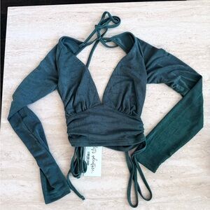 New 12th tribe Long-Sleeve Crop Top in Teal Green
